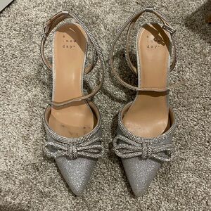 A New Day Carmin Bow Pumps